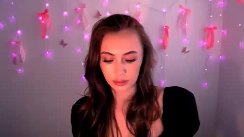 Snapshot of nikonara_ chatting on 6, 6, 2026 nikonara_ online show from 6, 6, 2026