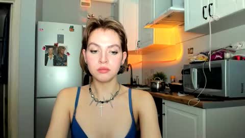 Veronica online show from 2, 3, 2025