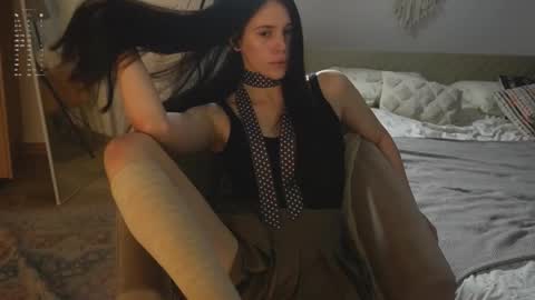 Jennet online show from 6, 11, 2025