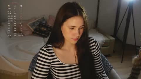 Snapshot of nimfaheart chatting on 25, 6, 2026 Jennet online show from 25, 6, 2026