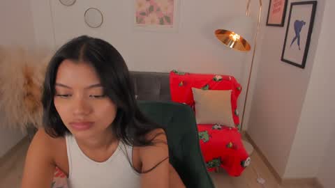 NINA online show from 5, 12, 2024