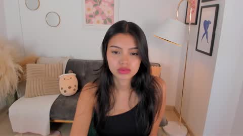 NINA online show from 19, 2, 2025