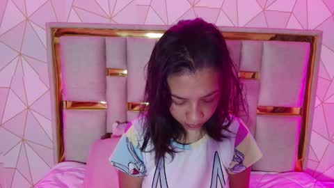 Nina Carther online show from 15, 4, 2026