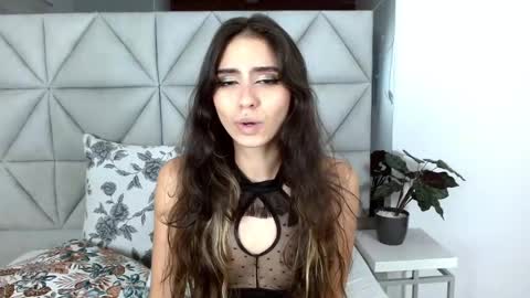  Nina  online show from 24, 12, 2024