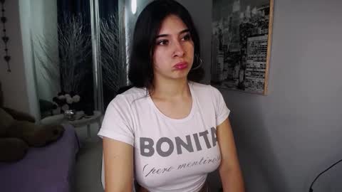 Nina online show from 12, 11, 2025