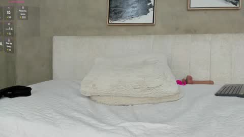 NINA online show from 7, 1, 2025