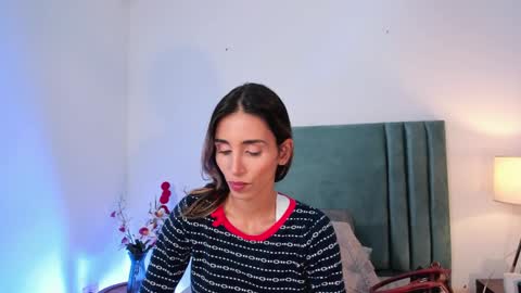 Nina online show from 30, 12, 2024