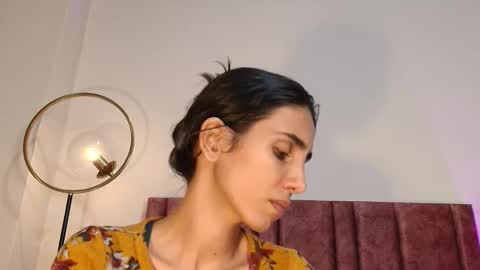 Nina online show from 27, 10, 2025