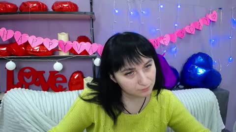 ninaflawlees online show from 8, 2, 2025