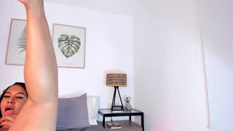 Nina Sara online show from 19, 12, 2024