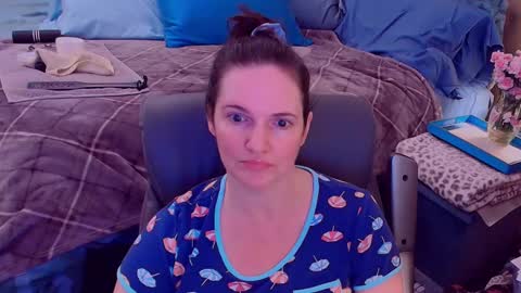 Nina Jaymes online show from 16, 9, 2025