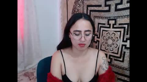 Snapshot of ninakravtz chatting on 30, 12, 2024 N I N A online show from 30, 12, 2024