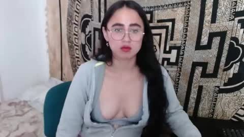 Snapshot of ninakravtz chatting on 3, 2, 2025 N I N A online show from 3, 2, 2025