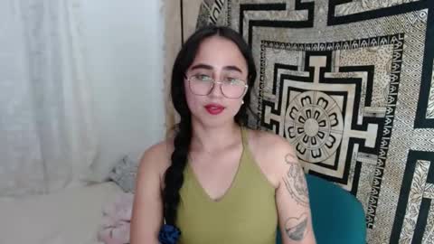 Snapshot of ninakravtz chatting on 7, 3, 2025 N I N A online show from 7, 3, 2025