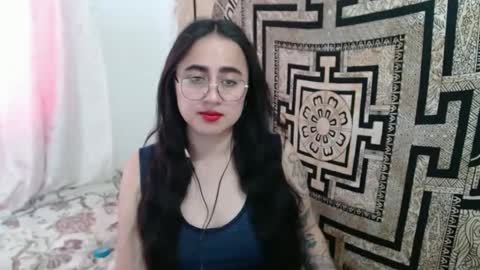 Snapshot of ninakravtz chatting on 11, 9, 2025 N I N A online show from 11, 9, 2025