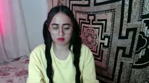 Snapshot of ninakravtz chatting on 2, 10, 2025 N I N A online show from 2, 10, 2025