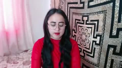 Snapshot of ninakravtz chatting on 3, 10, 2025 N I N A online show from 3, 10, 2025