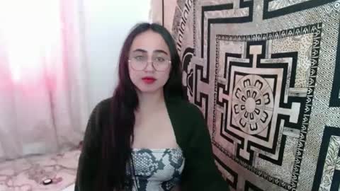 Snapshot of ninakravtz chatting on 6, 10, 2025 N I N A online show from 6, 10, 2025