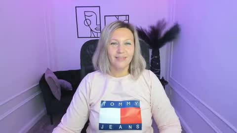 ninastarle online show from 11, 9, 2025