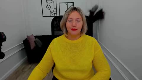 ninastarle online show from 2, 10, 2025