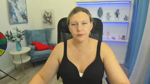 Snapshot of ninastarle chatting on 14, 5, 2026 ninastarle online show from 14, 5, 2026