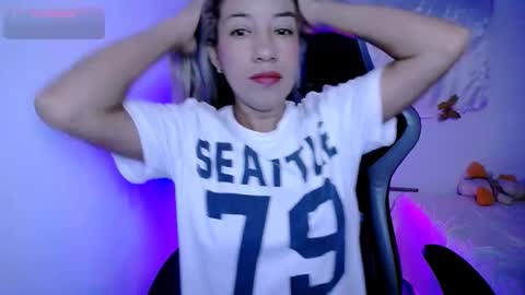 ninatinydoll1 online show from 7, 11, 2025