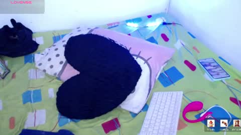 ninatinydoll1 online show from 17, 6, 2026