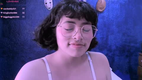 Nina online show from 11, 12, 2024