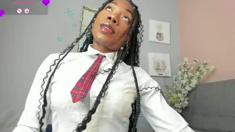 NINI  online show from 1, 2, 2025