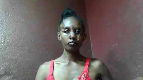 ninie246746 online show from 10, 2, 2026