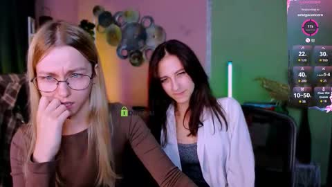 Snapshot of niri_vex chatting on 15, 9, 2025 niri_vex online show from 15, 9, 2025
