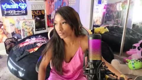 NIVIA WOLFE online show from 20, 12, 2025