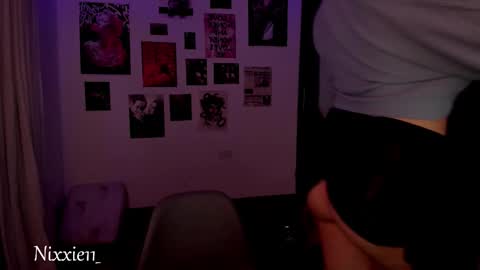 Nixxie  online show from 12, 3, 2026