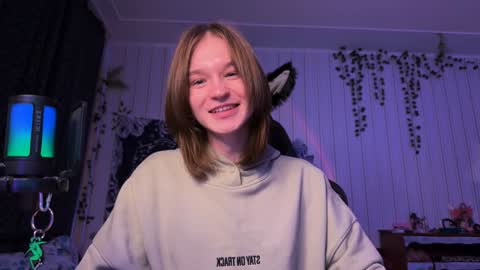 Snapshot of nloraaa chatting on 14, 12, 2024 Tears Lora online show from 14, 12, 2024