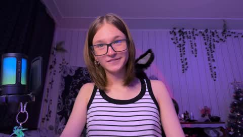 Snapshot of nloraaa chatting on 27, 12, 2024 Tears Lora online show from 27, 12, 2024