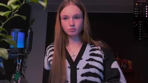 Snapshot of nloraaa chatting on 2, 3, 2025 Tears Lora online show from 2, 3, 2025