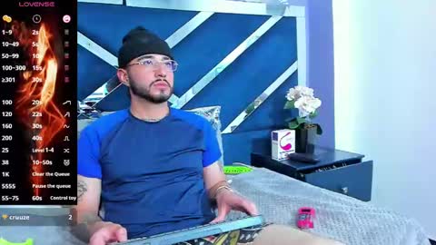 noa_bonucci online show from 30, 1, 2025