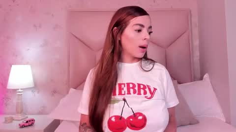   ambarsulliva  online show from 10, 2, 2025