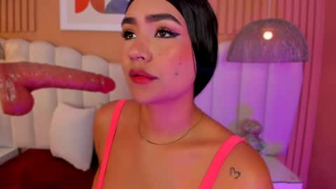 Snapshot of noa_moon chatting on 18, 4, 2026 Noa online show from 18, 4, 2026