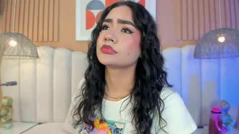 Snapshot of noa_moon chatting on 26, 4, 2026 Noa online show from 26, 4, 2026