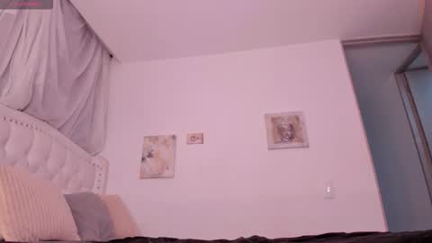 Sara  online show from 29, 9, 2025