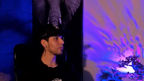 Noah Brigth online show from 11, 11, 2025