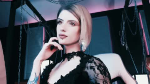 REAL name LiaDM are always open online show from 18, 12, 2024