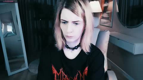 REAL name LiaDM are always open online show from 29, 1, 2025