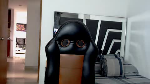 Noah Harris01 online show from 17, 2, 2025