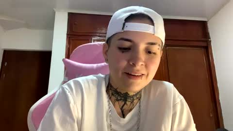 noah hehim    online show from 24, 1, 2025