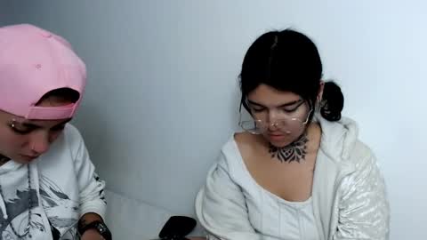 noah hehim    online show from 12, 2, 2025