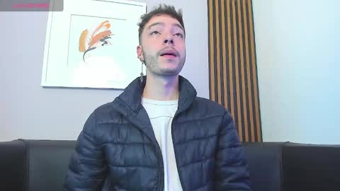 Snapshot of noah_ricci_ chatting on 2, 12, 2024 online show from 2, 12, 2024