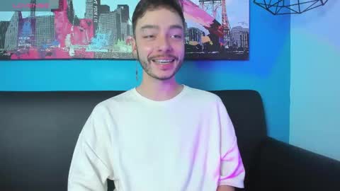 Snapshot of noah_ricci_ chatting on 6, 1, 2025 online show from 6, 1, 2025