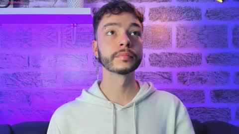    online show from 1, 12, 2025